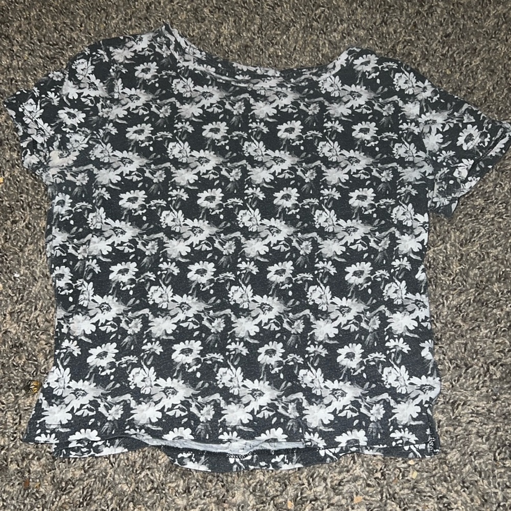 American Eagle Outfitters Sz. S Juniors Cropped Shirt